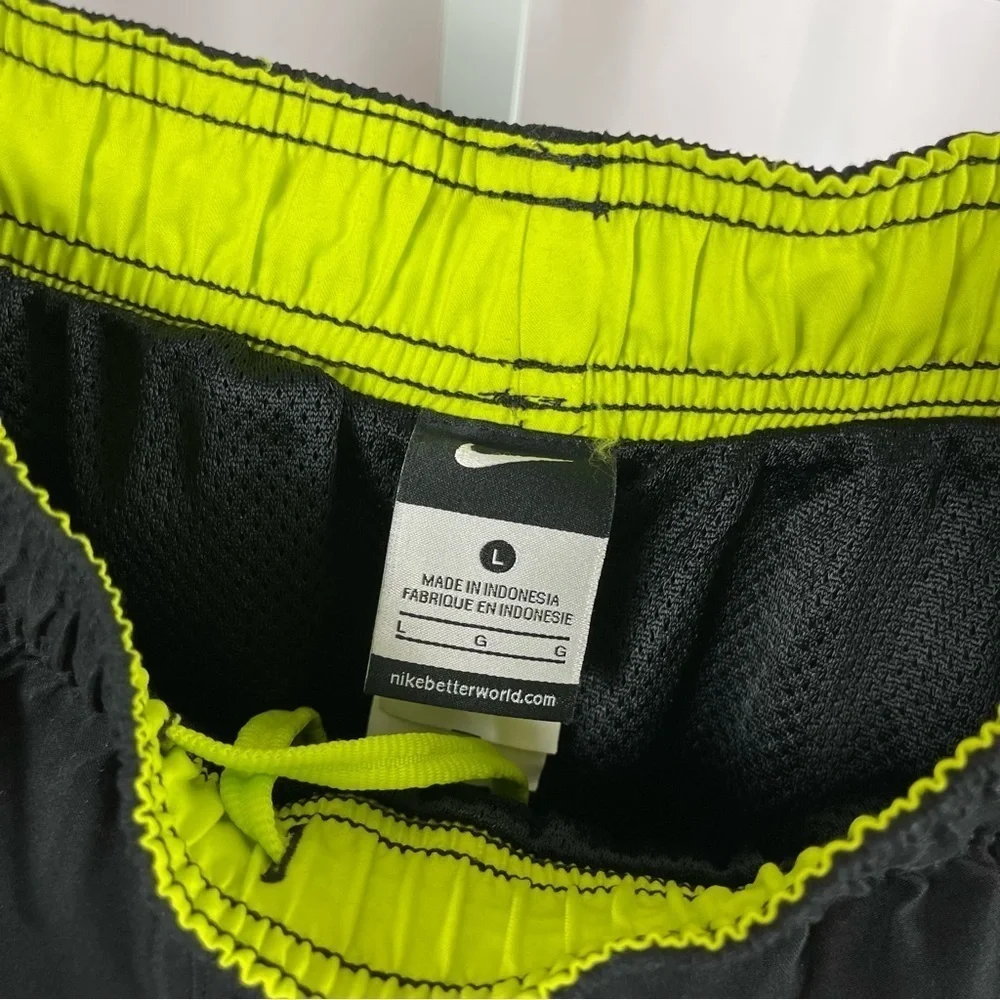 Nike Large Cargo Swimming Trunks Beach Sports Swim Camp Camping Summer Vacation